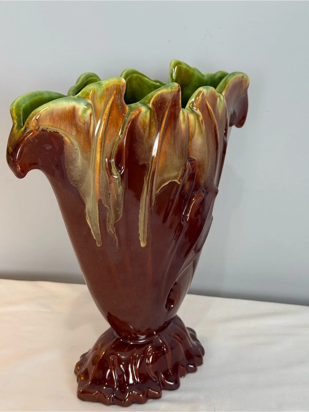 Royal Haeger R879 USA Flatsided Acanthus Vase  Brown Yellow green Vintage MCM